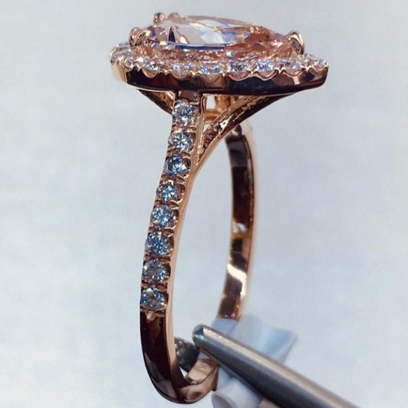 NEW💎6 Carat 18K Rose Gold Morganite Halo Ring - Picture 5 of 7